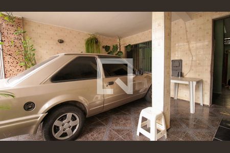 Garagem de casa à venda com 3 quartos, 100m² em Chácara Mafalda, São Paulo