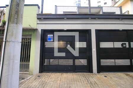 Fachada de casa à venda com 3 quartos, 110m² em Jardim Avelino, São Paulo