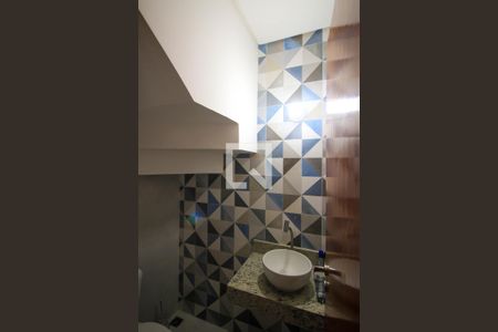 Lavabo de casa à venda com 3 quartos, 110m² em Jardim Avelino, São Paulo