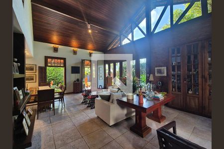 Sala de casa de condomínio à venda com 4 quartos, 400m² em Vargem Grande, Rio de Janeiro