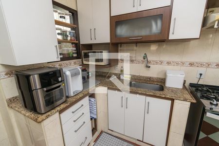 Cozinha de casa à venda com 2 quartos, 132m² em Vista Alegre, Rio de Janeiro