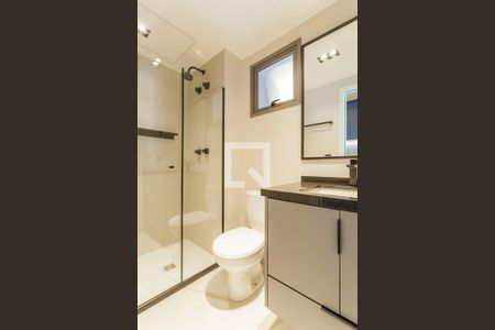 Banheiro de apartamento à venda com 1 quarto, 39m² em Vila Nova Conceição, São Paulo
