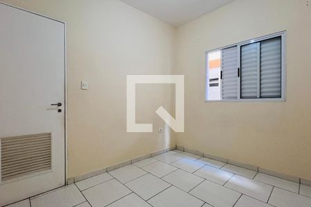 Quarto 1 de apartamento para alugar com 1 quarto, 60m² em Jardim Presidente Dutra, Guarulhos
