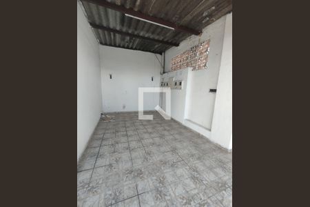 Garagem de casa à venda com 2 quartos, 104m² em São Joaquim, Contagem