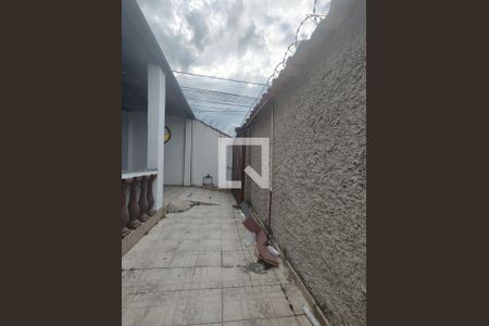 Quintal de casa à venda com 2 quartos, 104m² em São Joaquim, Contagem