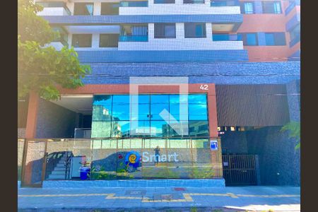 Fachada de apartamento para alugar com 1 quarto, 37m² em Boca do Rio, Salvador