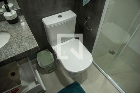 Banheiro de kitnet/studio para alugar com 1 quarto, 18m² em Vila Clementino, São Paulo