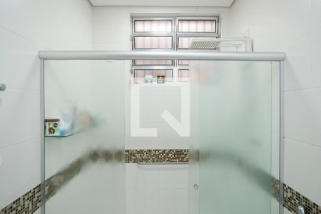 Banheiro da suíte de casa à venda com 4 quartos, 280m² em Vila Mariza, São Bernardo do Campo
