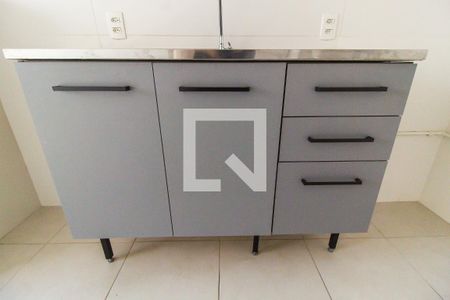 Sala/Cozinha de apartamento para alugar com 2 quartos, 32m² em Vila Nova Curuca, São Paulo