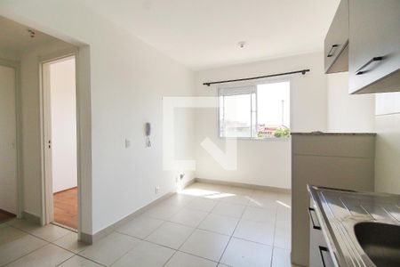 Sala/Cozinha de apartamento para alugar com 2 quartos, 32m² em Vila Nova Curuca, São Paulo
