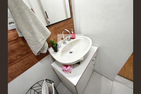 Banheiro Corredor de apartamento à venda com 2 quartos, 60m² em Vila Isabel, Rio de Janeiro