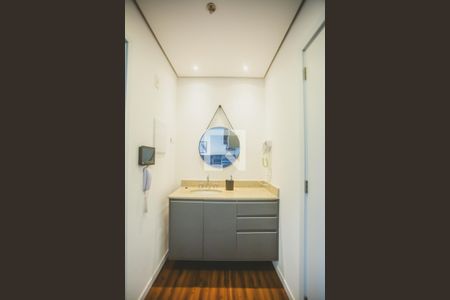 Lavabo de kitnet/studio para alugar com 1 quarto, 27m² em Vila Clementino, São Paulo