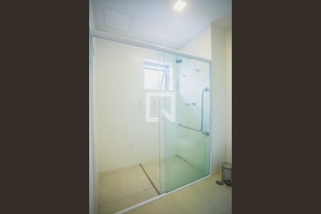 Banheiro de kitnet/studio para alugar com 1 quarto, 27m² em Vila Clementino, São Paulo