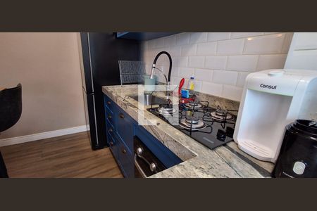Cozinha  de apartamento para alugar com 2 quartos, 42m² em Santa Maria, São Caetano do Sul