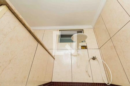 Banheiro 2 de casa para alugar com 3 quartos, 110m² em Jardim Matarazzo, São Paulo