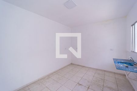 Sala/Cozinha de casa para alugar com 1 quarto, 40m² em Parque Boturussu, São Paulo