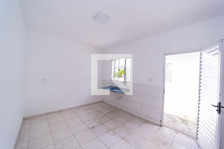 Sala/Cozinha de casa para alugar com 1 quarto, 40m² em Parque Boturussu, São Paulo