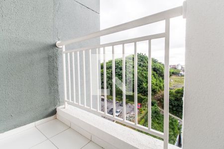 Varanda de apartamento para alugar com 2 quartos, 46m² em Jardim Santa Tereza, Carapicuíba