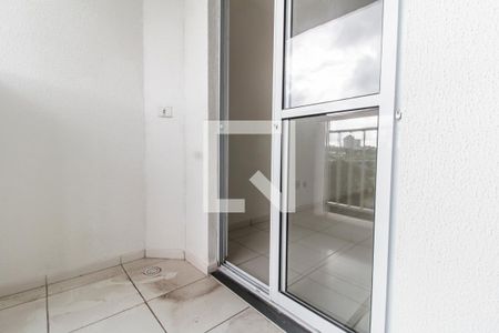 Varanda de apartamento para alugar com 2 quartos, 46m² em Jardim Santa Tereza, Carapicuíba