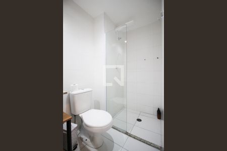 Banheiro de kitnet/studio para alugar com 1 quarto, 27m² em Vila Olímpia, São Paulo