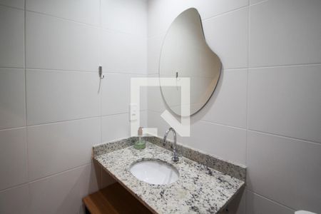 Banheiro de kitnet/studio para alugar com 1 quarto, 27m² em Vila Olímpia, São Paulo