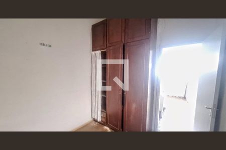 Quarto 3 de casa à venda com 3 quartos, 140m² em Conjunto California, Belo Horizonte