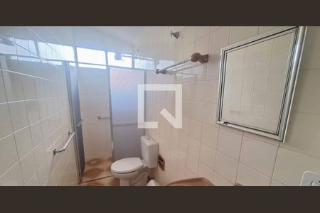 Banheiro de casa à venda com 3 quartos, 140m² em Conjunto California, Belo Horizonte