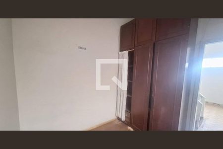 Quarto 3 de casa à venda com 3 quartos, 140m² em Conjunto California, Belo Horizonte