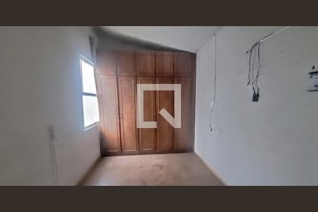 Quarto 1  de casa à venda com 3 quartos, 140m² em Conjunto California, Belo Horizonte