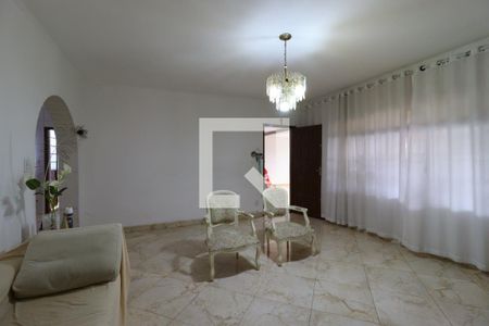 Sala de casa à venda com 3 quartos, 250m² em Parque Erasmo Assunção, Santo André