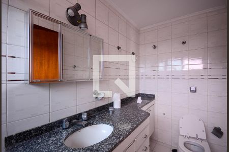 Banheiro do Quarto 3 de apartamento à venda com 3 quartos, 198m² em Jardim da Saúde, São Paulo