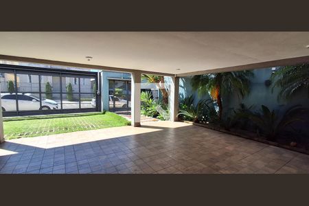 Garagem de casa à venda com 3 quartos, 330m² em Jardim Sao Caetano, São Caetano do Sul