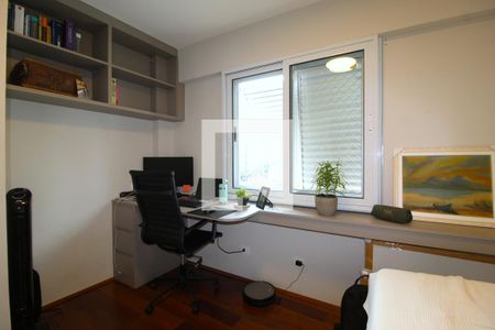 Quarto 1 de apartamento à venda com 3 quartos, 135m² em Itaim Bibi, São Paulo