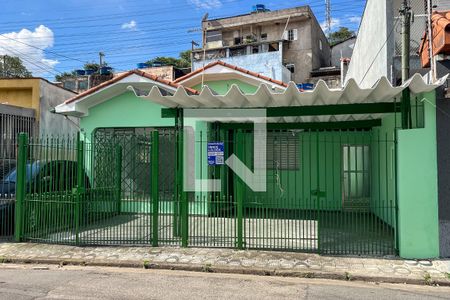 Fachada de casa à venda com 2 quartos, 100m² em Vila Arcadia, São Paulo