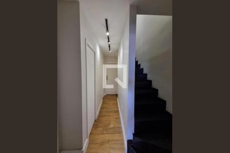 Corredor de casa de condomínio à venda com 3 quartos, 140m² em Sacomã, São Paulo