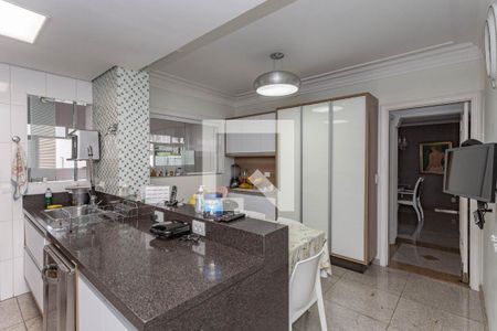 Cozinha de apartamento à venda com 5 quartos, 310m² em Jardim da Saúde, São Paulo