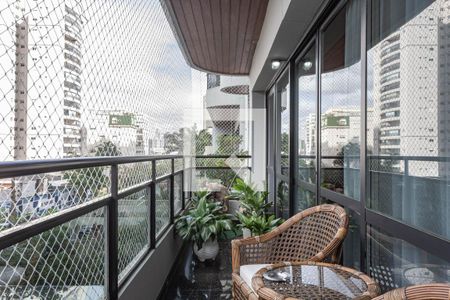 Varanda de apartamento à venda com 5 quartos, 310m² em Jardim da Saúde, São Paulo