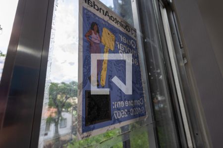 Placa de apartamento à venda com 2 quartos, 80m² em Grajaú, Rio de Janeiro