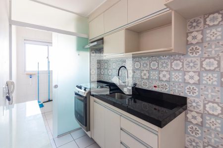 Cozinha de apartamento à venda com 2 quartos, 57m² em Santo Antônio, Osasco