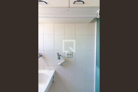 Área de Serviço de apartamento à venda com 2 quartos, 57m² em Santo Antônio, Osasco