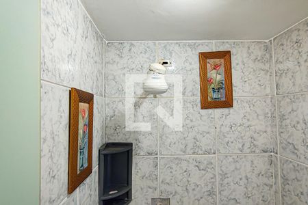 Banheiro de Serviço de apartamento para alugar com 3 quartos, 70m² em Tanque, Rio de Janeiro