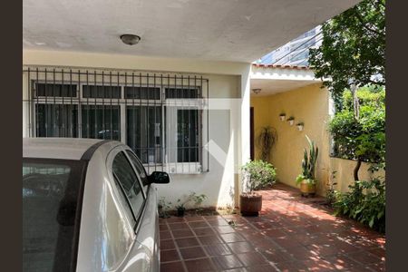 Casa à venda com 3 quartos, 178m² em Jardim Oriental, São Paulo