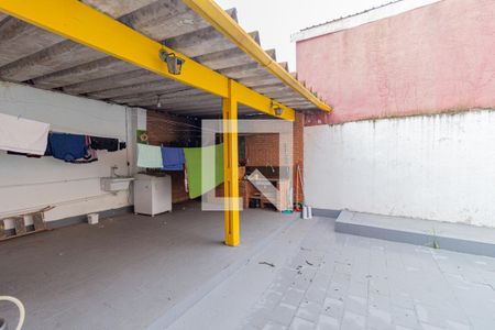 Quintal de casa à venda com 6 quartos, 141m² em Vila Campesina, Osasco