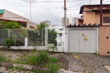 Fachada de casa à venda com 6 quartos, 141m² em Vila Campesina, Osasco
