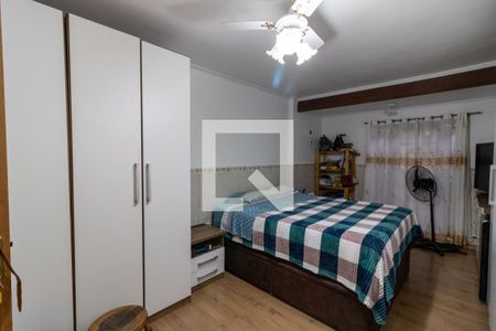 Suíte de casa à venda com 3 quartos, 150m² em Ipanema, Porto Alegre
