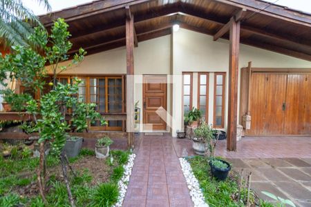 Fachada de casa à venda com 3 quartos, 150m² em Ipanema, Porto Alegre
