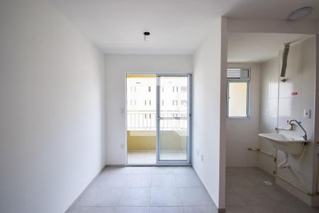 Sala de apartamento à venda com 2 quartos, 50m² em Del Castilho, Rio de Janeiro