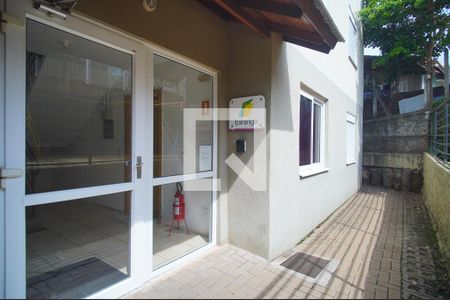 Entrada de apartamento à venda com 2 quartos, 53m² em Primavera, Novo Hamburgo