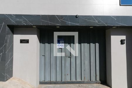 Plaquinha de apartamento à venda com 3 quartos, 120m² em Jaqueline, Belo Horizonte