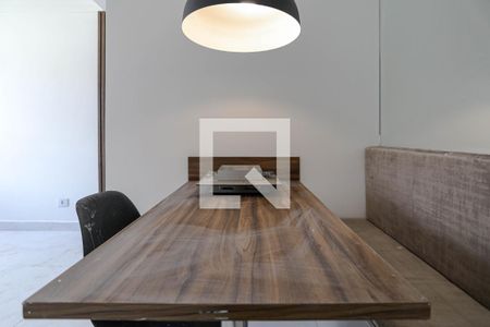 Sala de casa de condomínio para alugar com 2 quartos, 120m² em Jundiapeba, Mogi das Cruzes